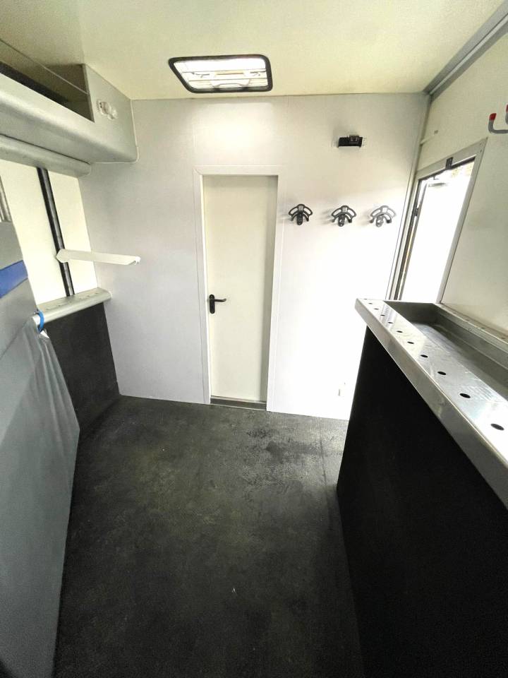 Zware paardenvrachtwagen (groot rijbewijs) Man MAN 0 Tweedehands