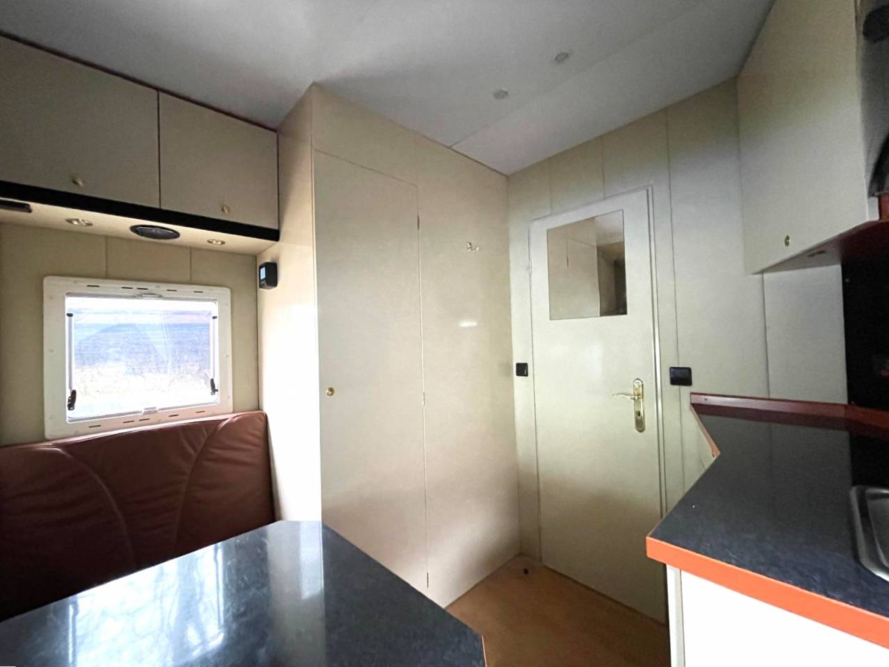 Zware paardenvrachtwagen (groot rijbewijs) Man MAN 0 Tweedehands