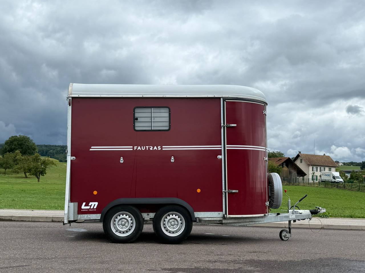 Paardentrailers Fautras OBLIC 2+ 2 Paarden 2023 Tweedehands