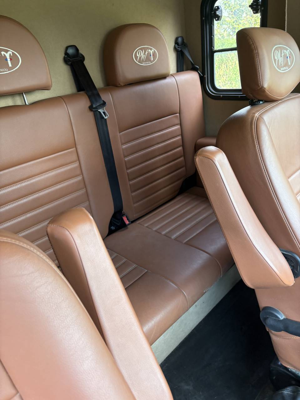 Kleine paardenvrachtwagen (B rijbewijs) Renault Master 3 2021 Tweedehands