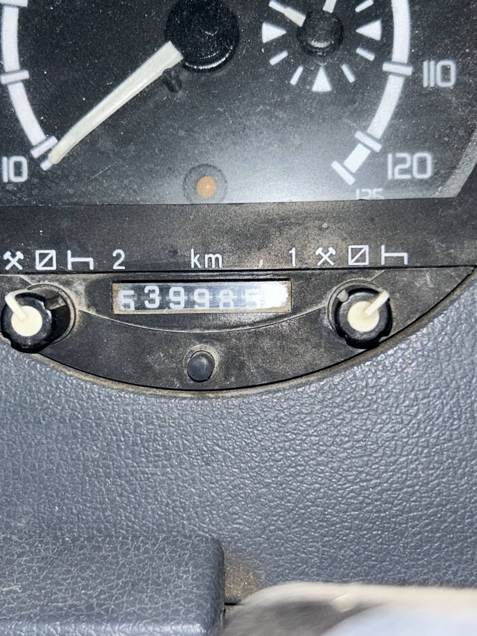 Zware paardenvrachtwagen (groot rijbewijs) Renault Midliner  1992 Tweedehands