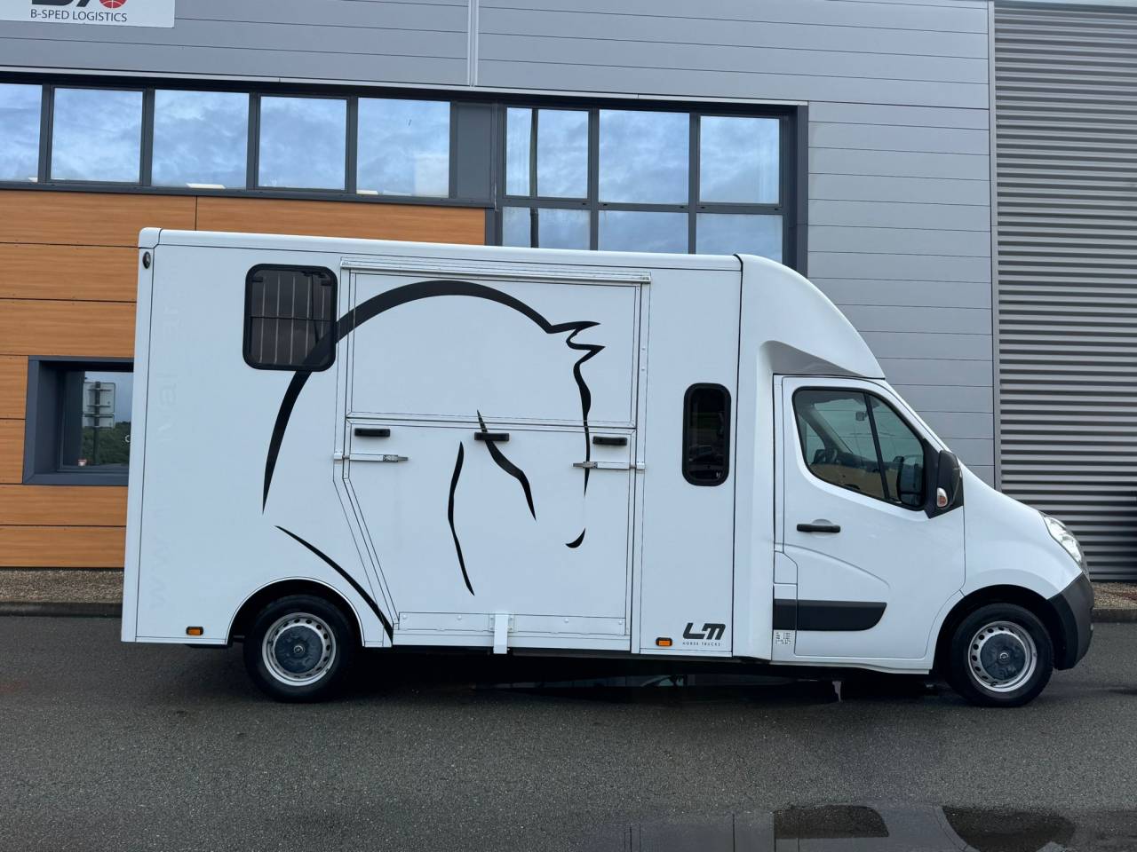 Kleine paardenvrachtwagen (B rijbewijs) Cavalcar CAVALCAR 5 PLACES 2020 Tweedehands