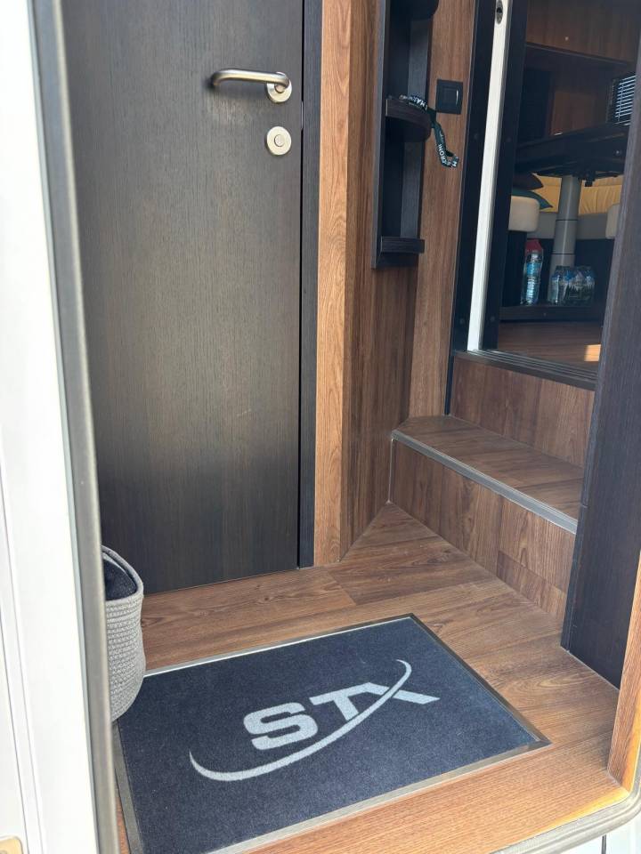 Zware paardenvrachtwagen (groot rijbewijs) Volvo Volvo FH13 540 2023 Tweedehands