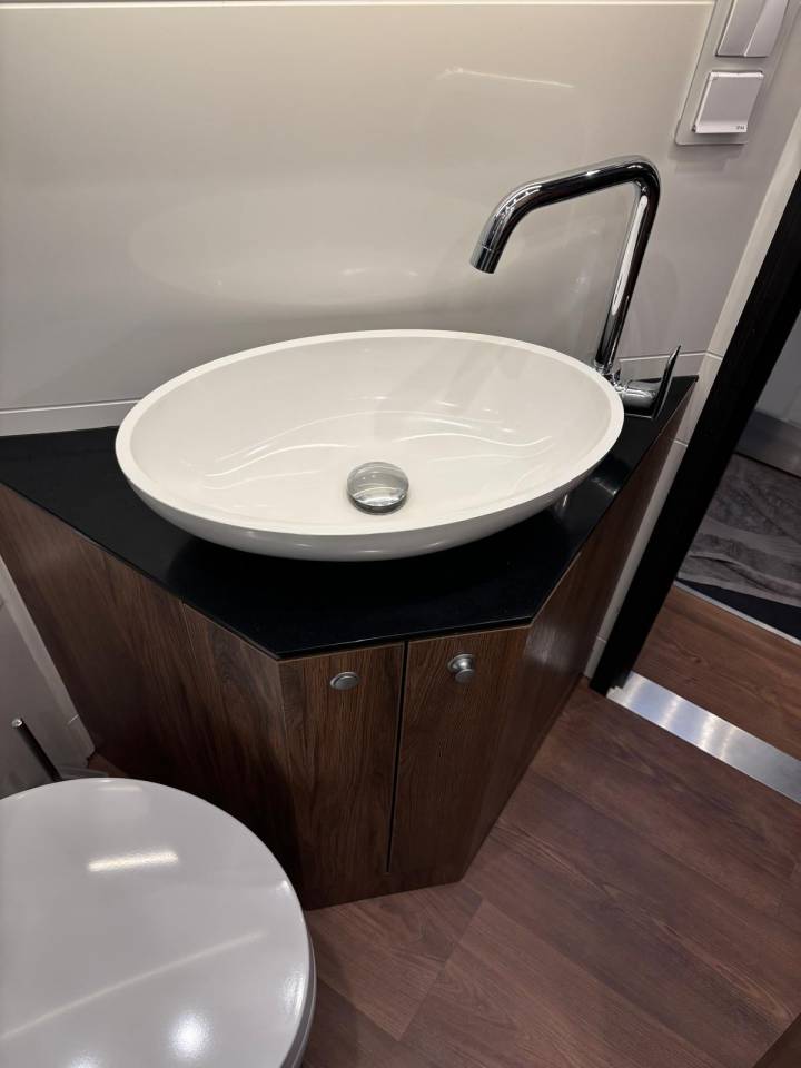 Zware paardenvrachtwagen (groot rijbewijs) Volvo Volvo FH13 540 2023 Tweedehands