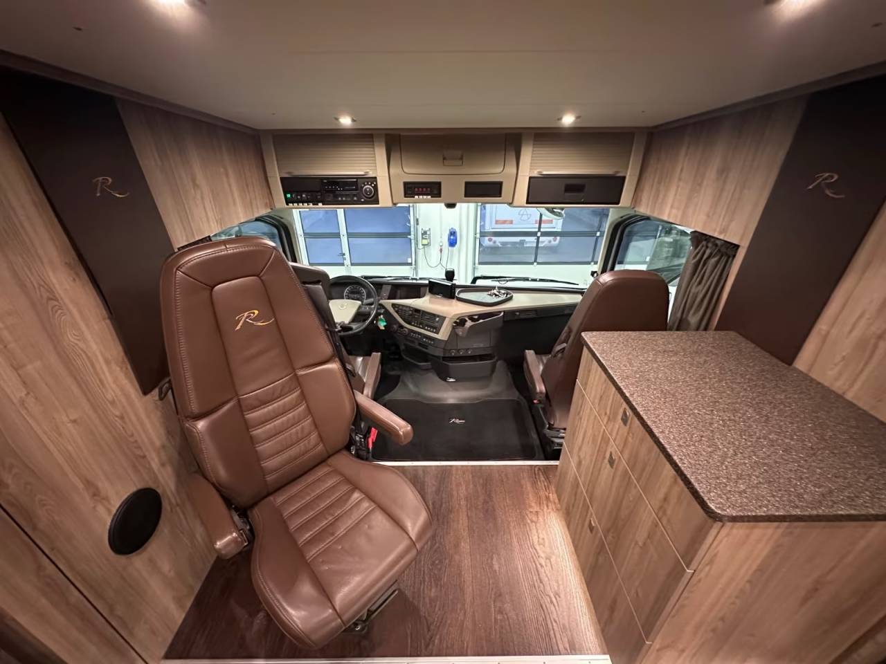 Zware paardenvrachtwagen (groot rijbewijs) Autre marque VOLVO 0 Tweedehands