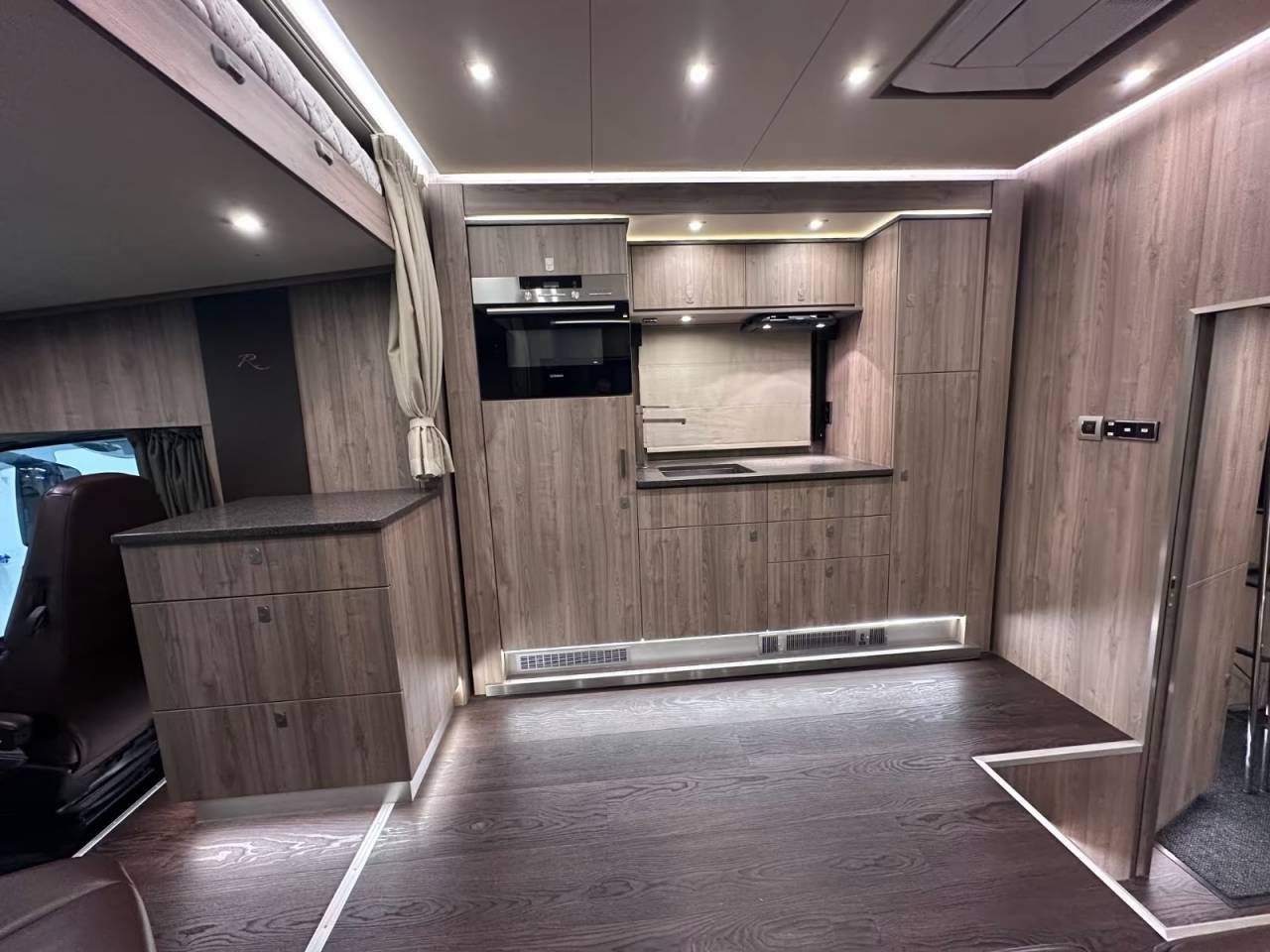 Zware paardenvrachtwagen (groot rijbewijs) Autre marque VOLVO 0 Tweedehands