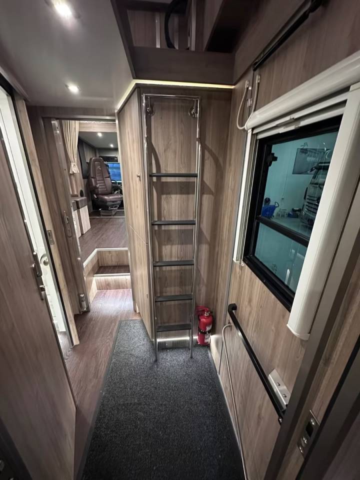 Zware paardenvrachtwagen (groot rijbewijs) Autre marque VOLVO 0 Tweedehands