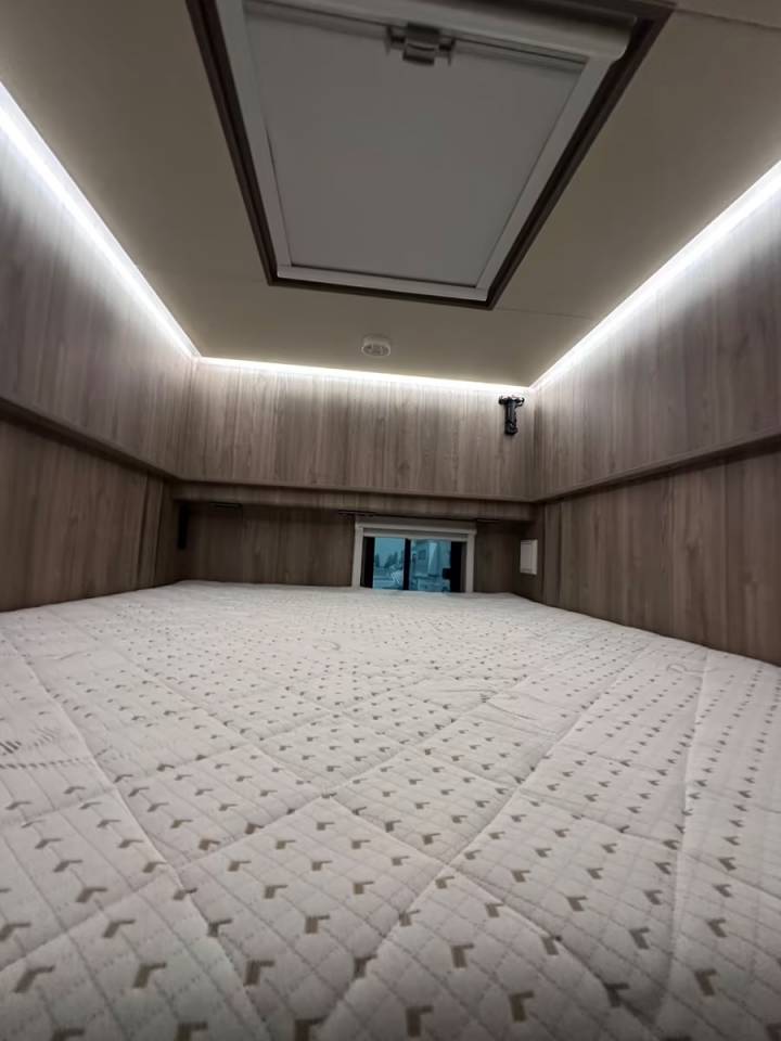 Zware paardenvrachtwagen (groot rijbewijs) Autre marque VOLVO 0 Tweedehands