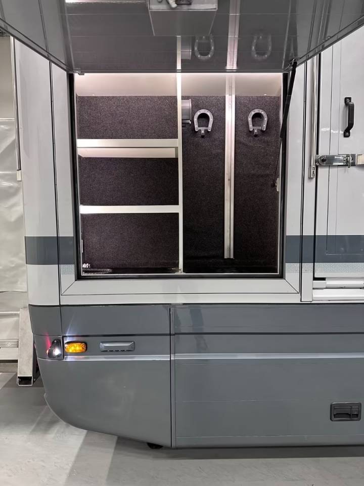 Zware paardenvrachtwagen (groot rijbewijs) Autre marque VOLVO 0 Tweedehands