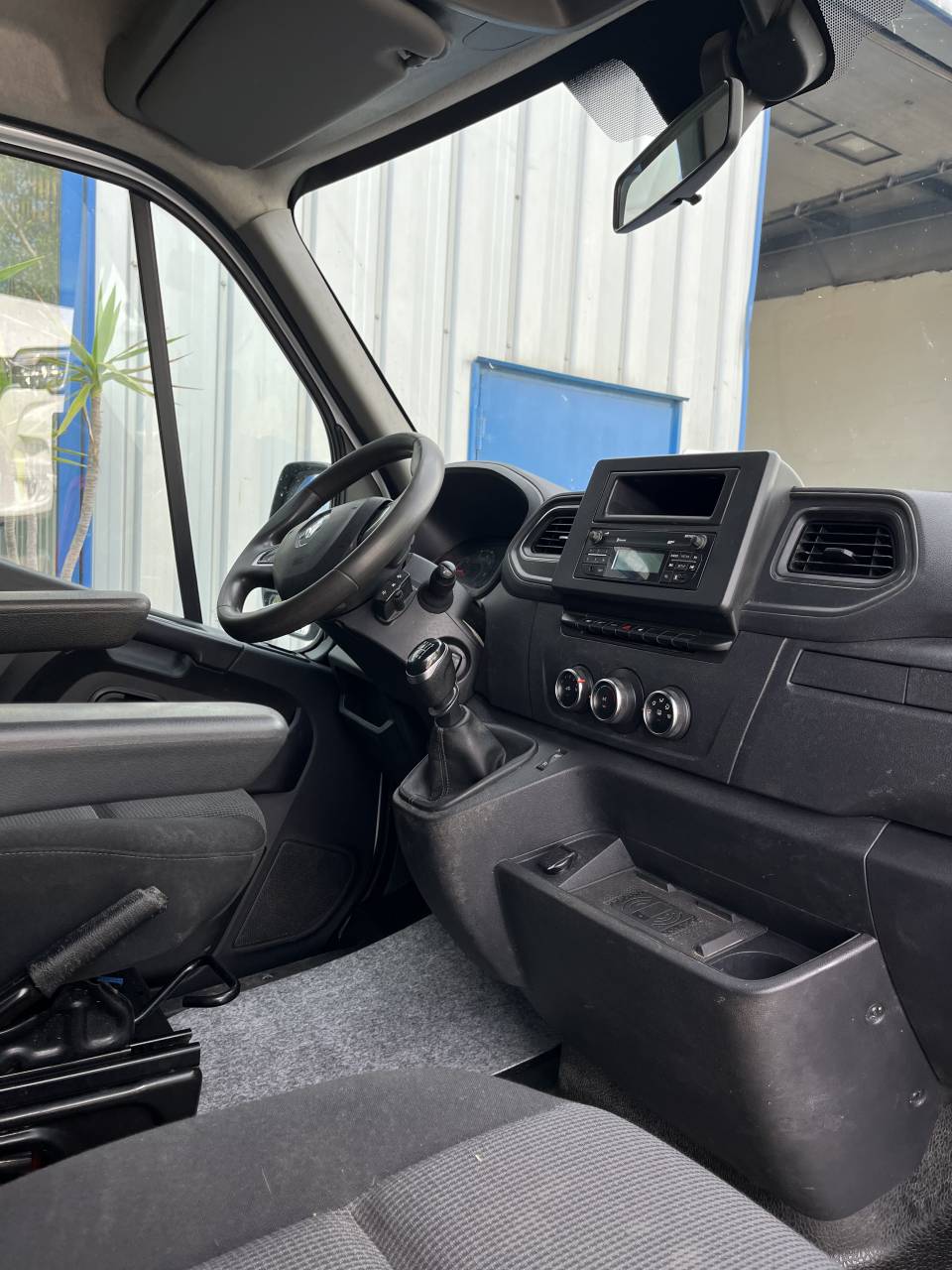 Kleine paardenvrachtwagen (B rijbewijs) Barbot D5 2021 Tweedehands