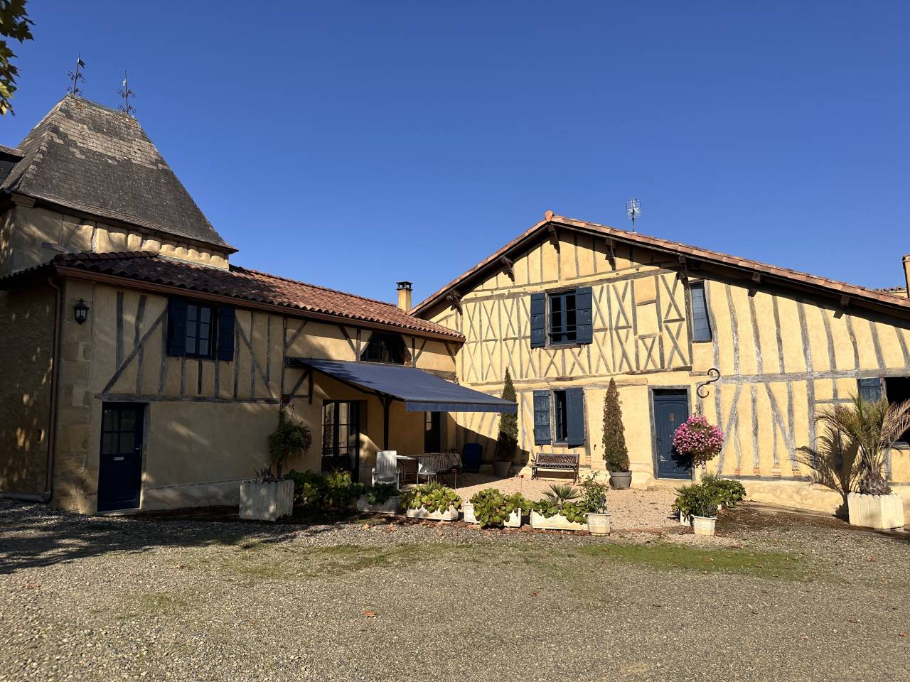 Mooi hippisch vastgoed Koop Gers