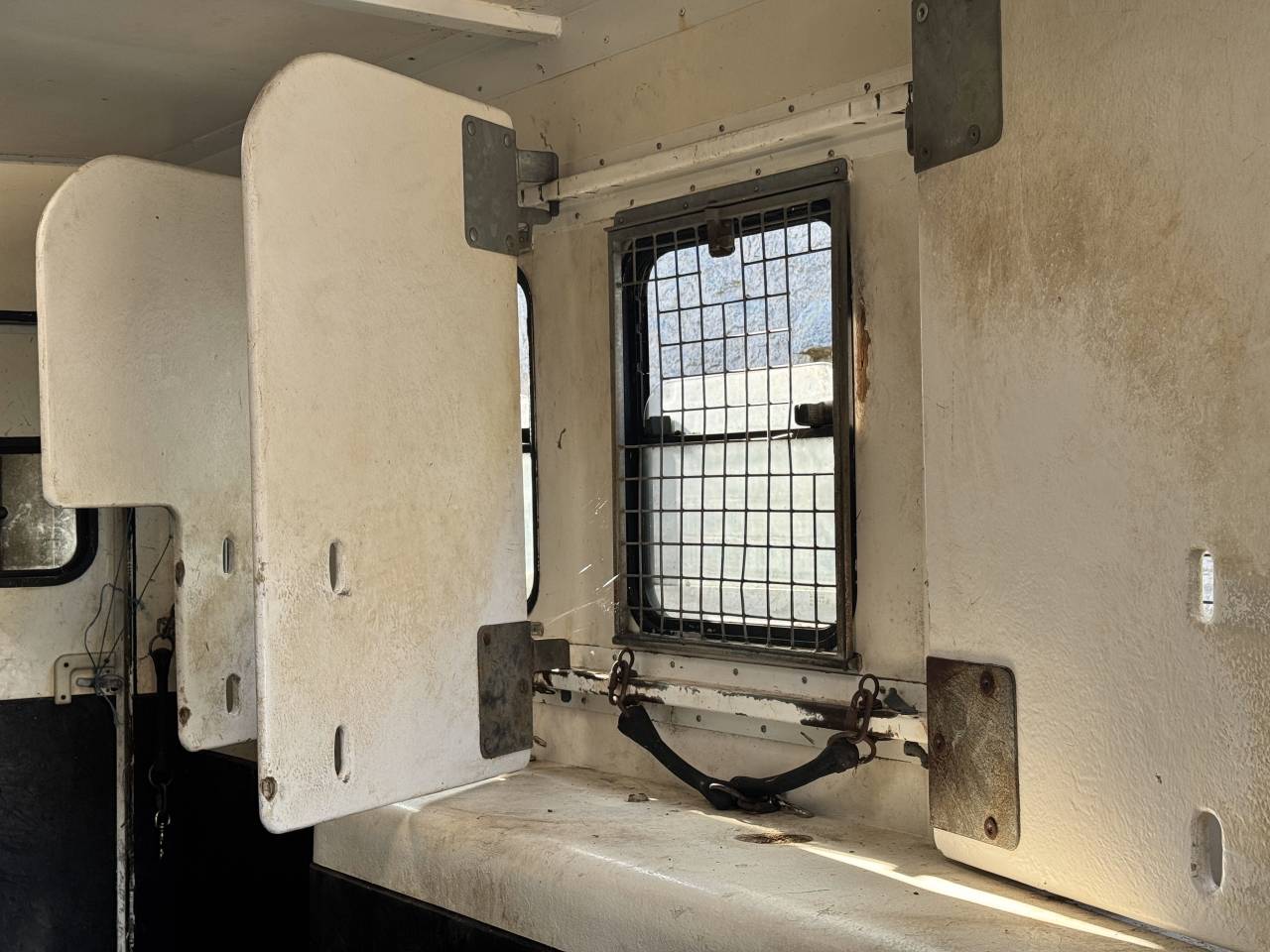 Zware paardenvrachtwagen (groot rijbewijs) Scania 94XS 2000 Tweedehands