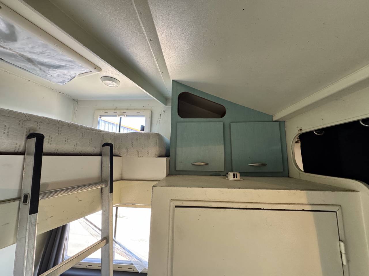 Zware paardenvrachtwagen (groot rijbewijs) Scania 94XS 2000 Tweedehands