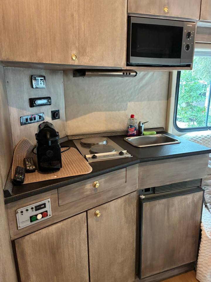 Zware paardenvrachtwagen (groot rijbewijs) Daf  2003 Tweedehands