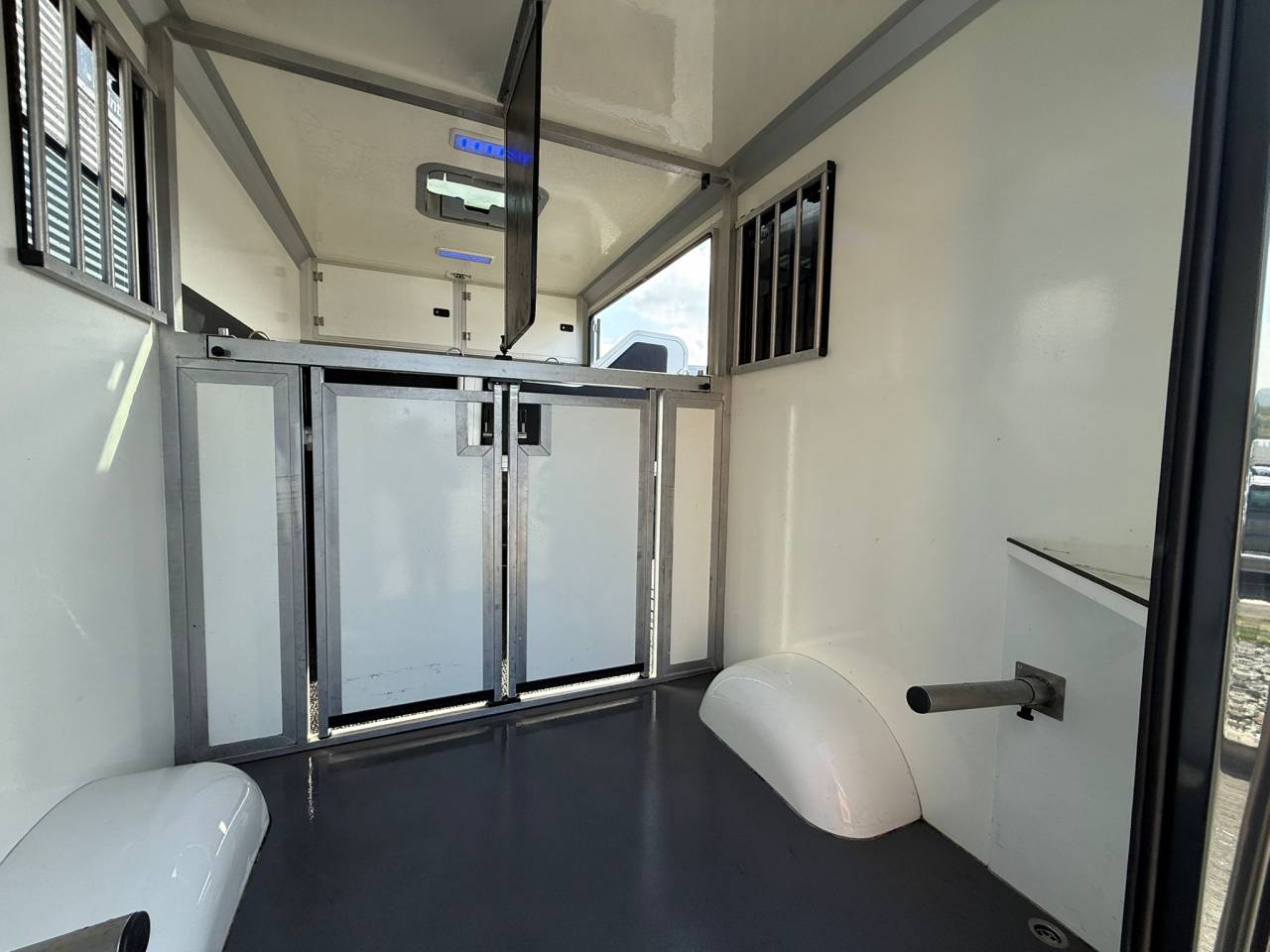 Kleine paardenvrachtwagen (B rijbewijs) STX MOVANO 165CH 2018 Tweedehands