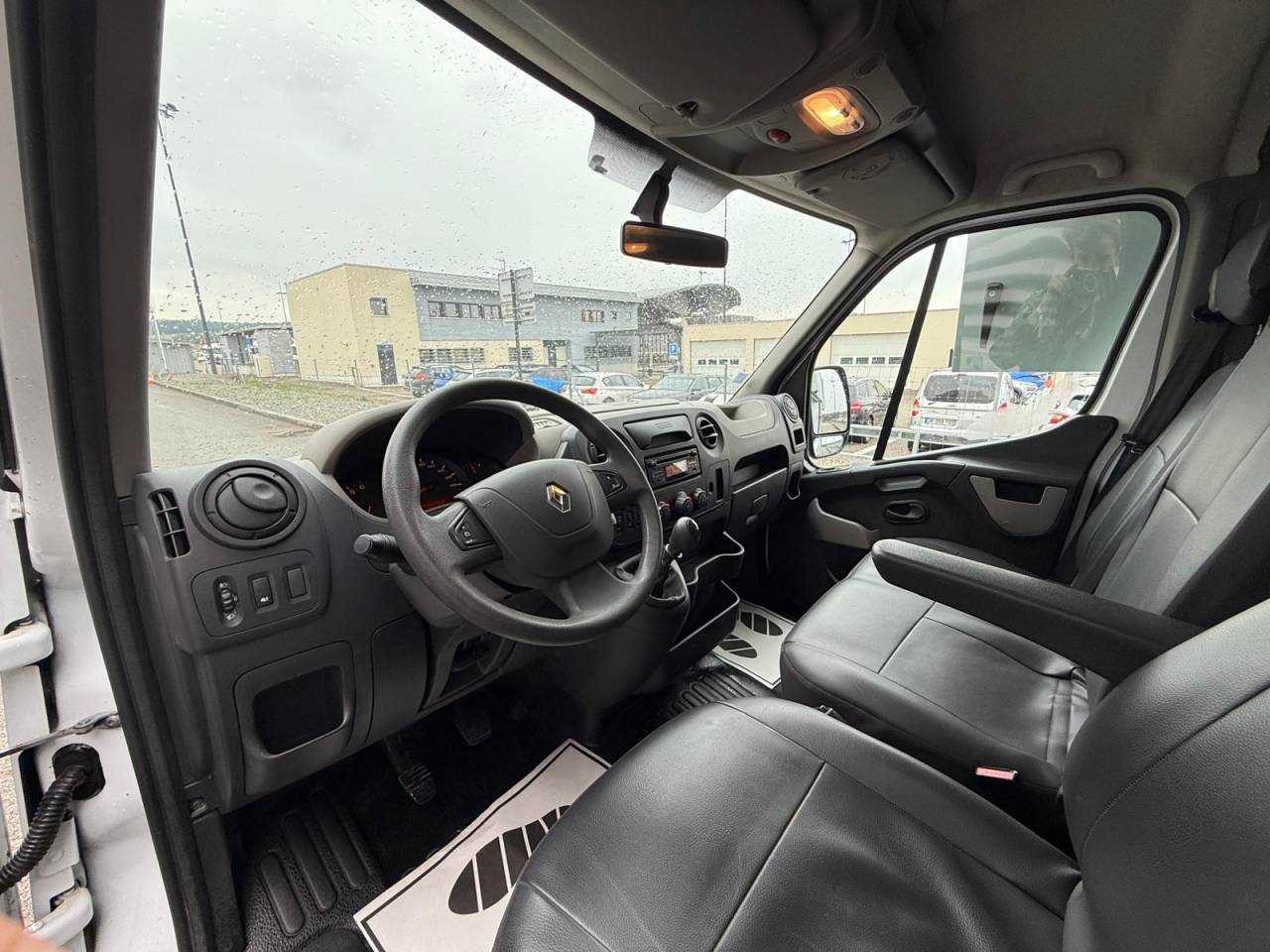 Kleine paardenvrachtwagen (B rijbewijs) MTM FILOVAN MASTER  2016 Tweedehands