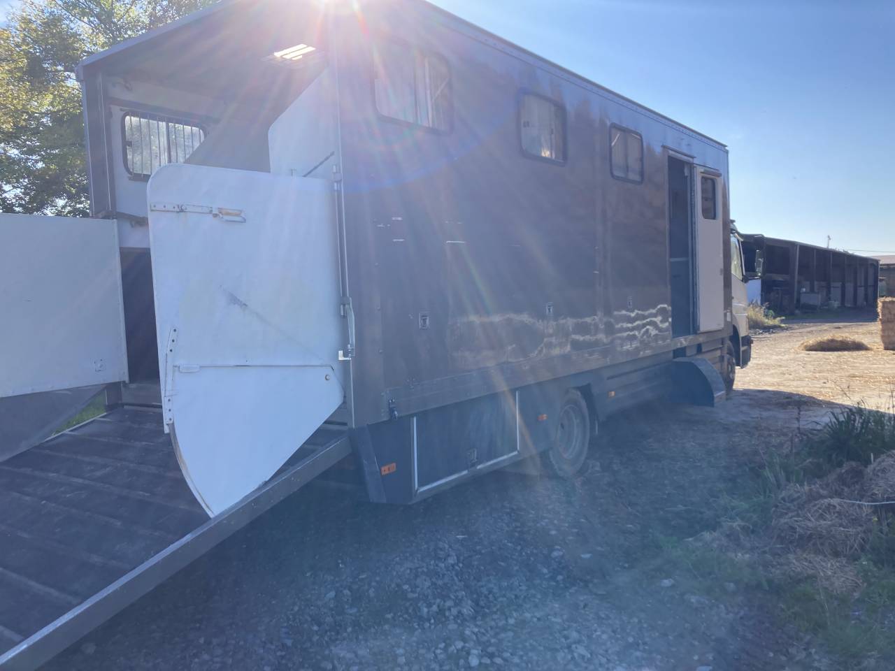 Zware paardenvrachtwagen (groot rijbewijs) Mercedes Atego 1999 Tweedehands