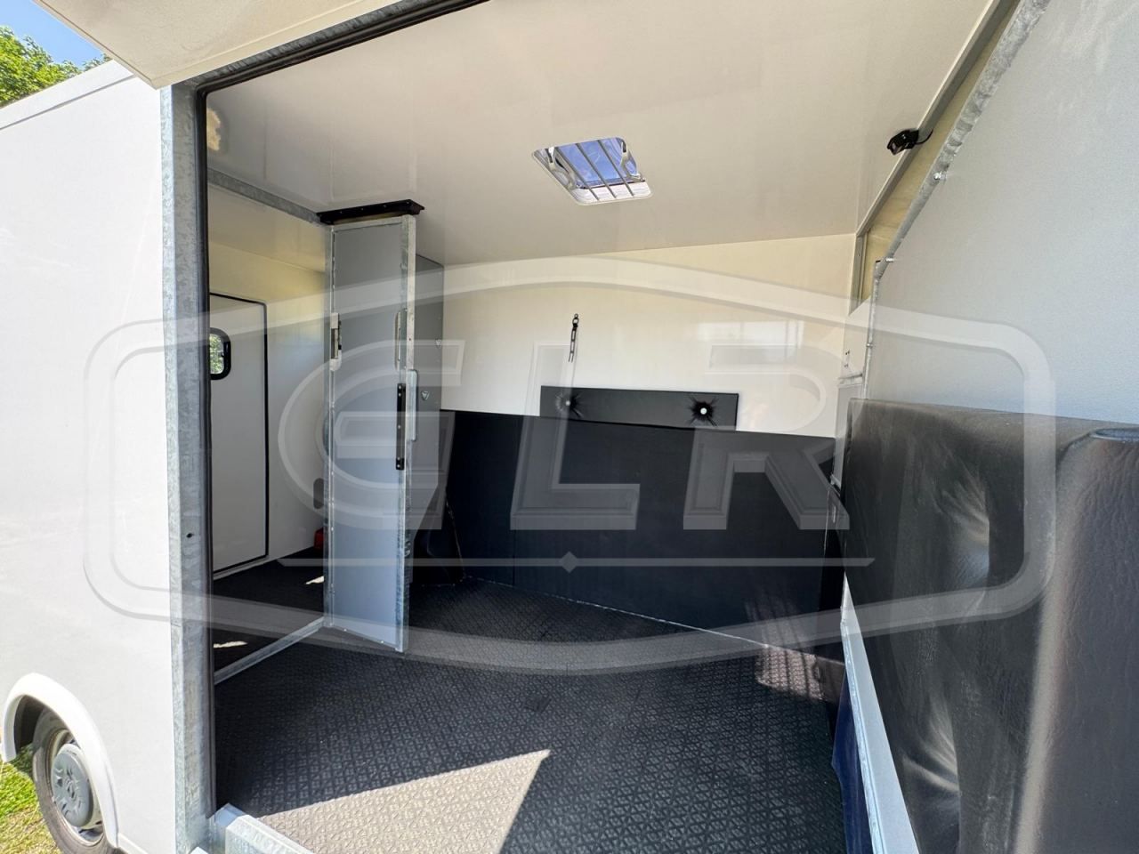 Kleine paardenvrachtwagen (B rijbewijs) AP Petit  2020 Tweedehands