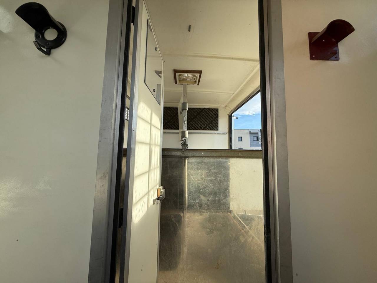 Kleine paardenvrachtwagen (B rijbewijs) Equi-Trek EQUI-TREK 3 PLACES 2009 Tweedehands