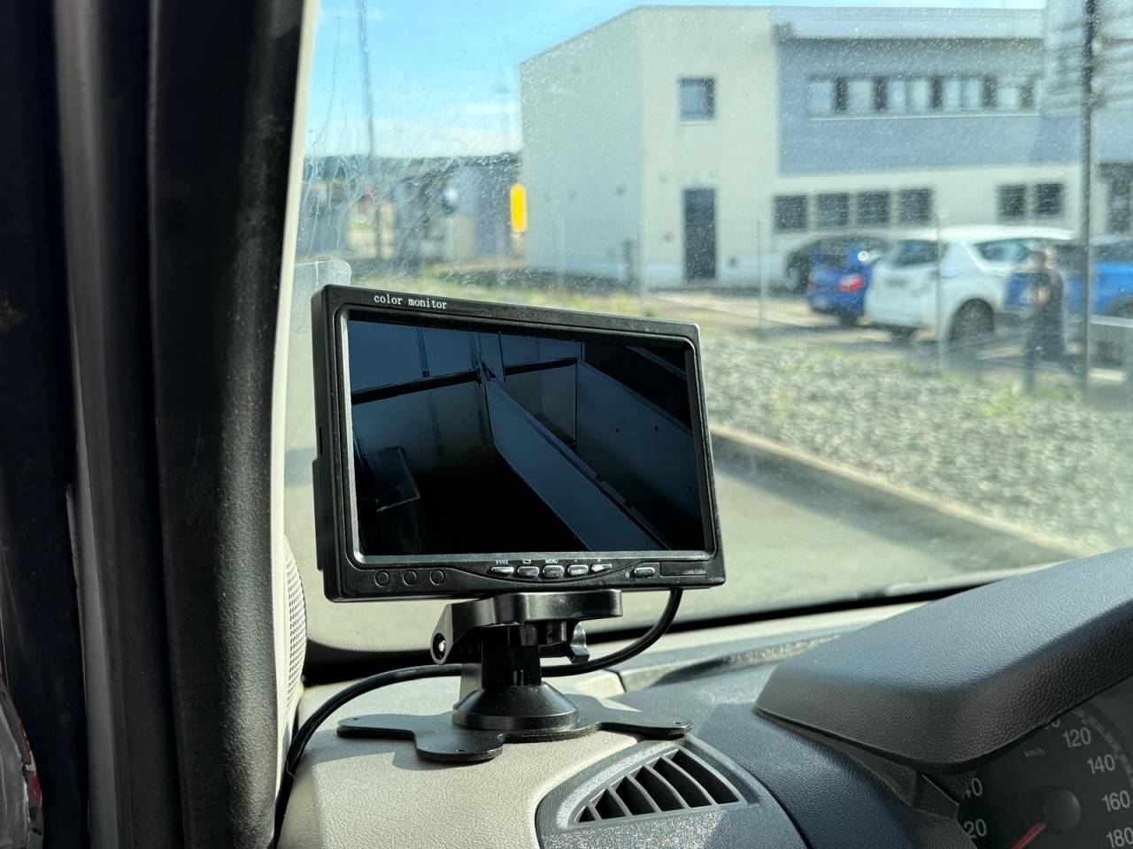 Kleine paardenvrachtwagen (B rijbewijs) Equi-Trek EQUI-TREK 3 PLACES 2009 Tweedehands