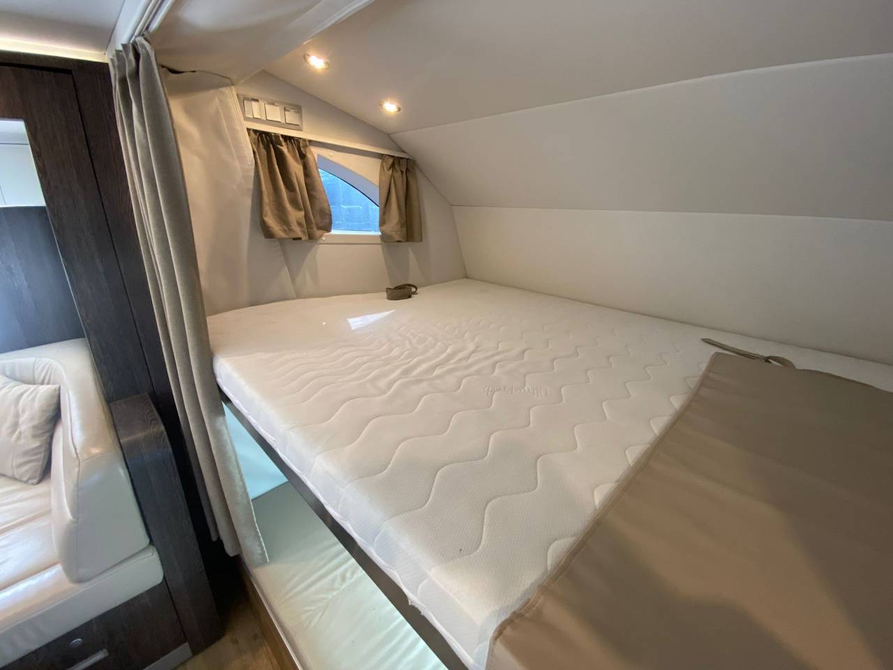 Zware paardenvrachtwagen (groot rijbewijs) Scania P 410 2017 Tweedehands