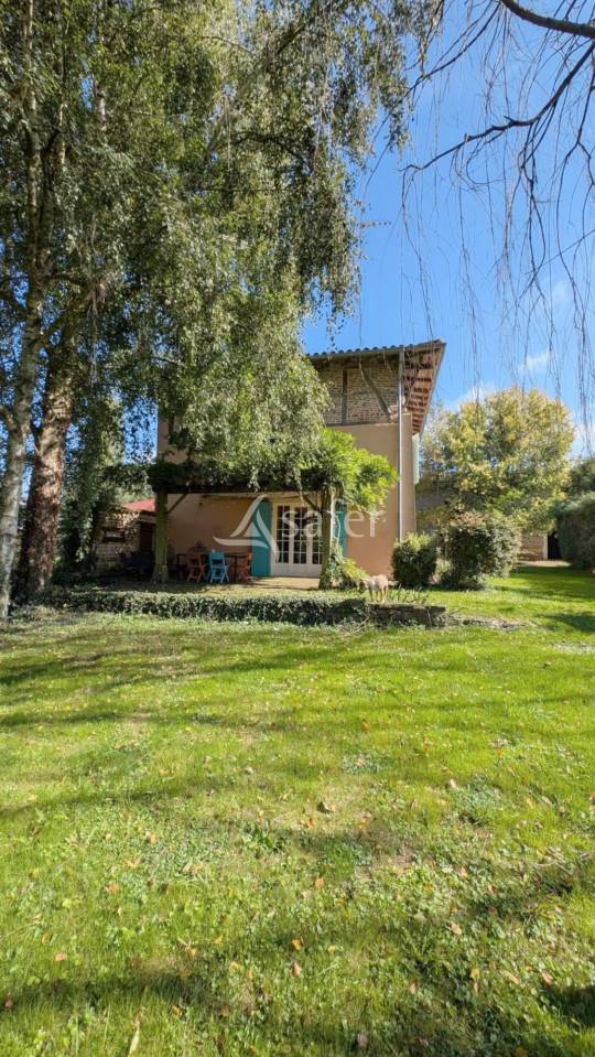 Hippisch vastgoed Koop Ain