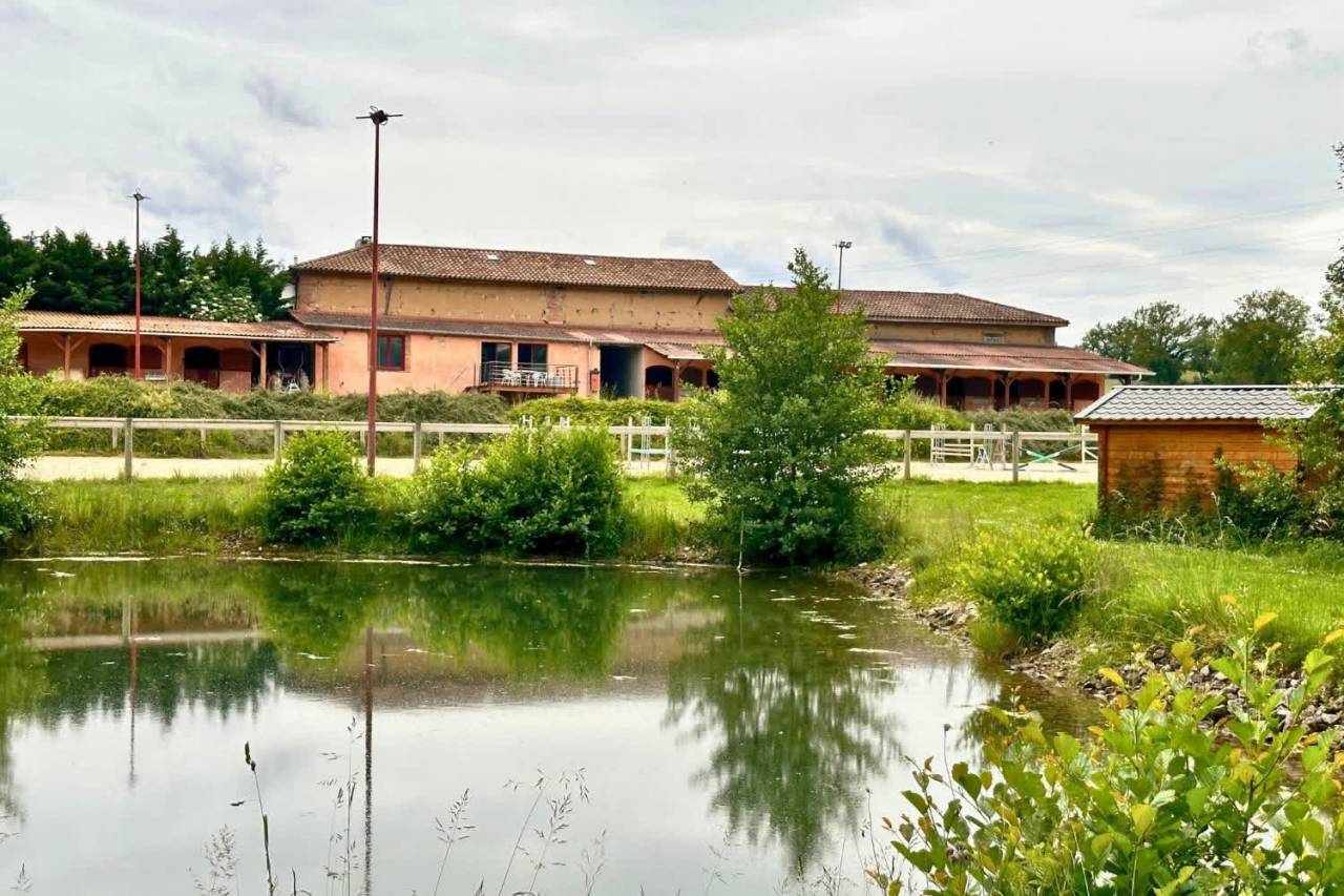 Hippisch vastgoed Koop Ain