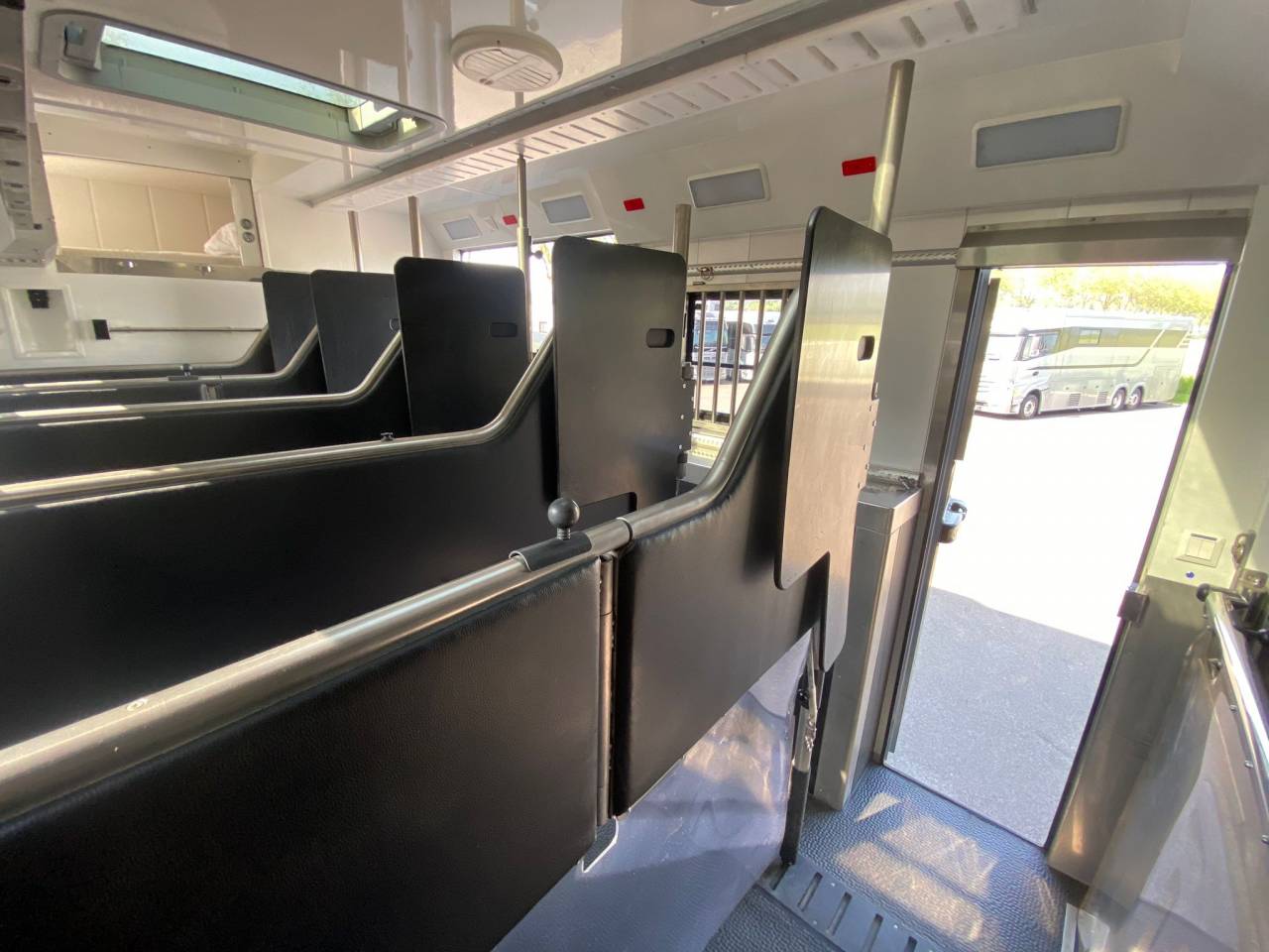 Zware paardenvrachtwagen (groot rijbewijs) Scania P 410 2017 Tweedehands