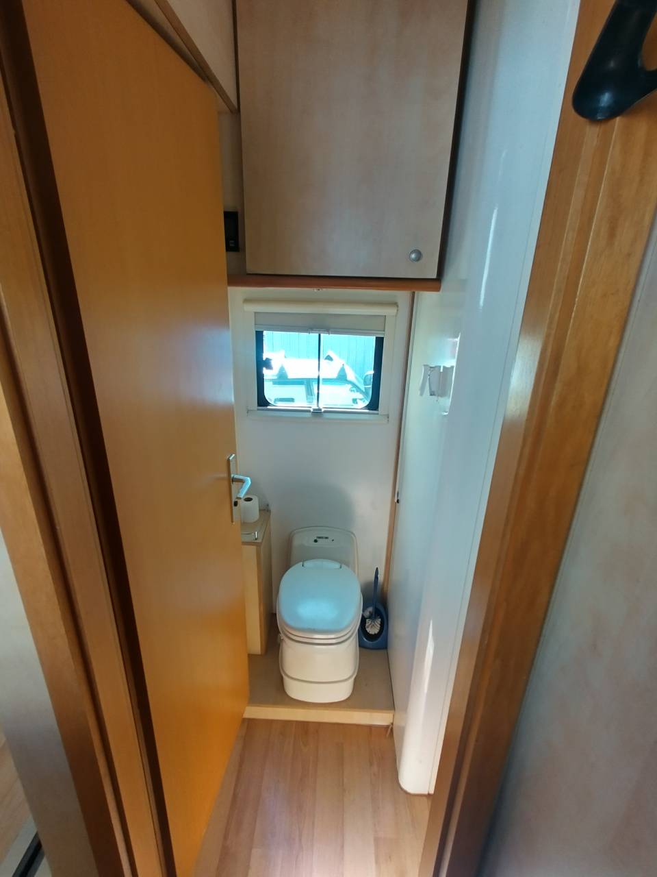 Zware paardenvrachtwagen (groot rijbewijs) Scania L144 6x2 2003 Tweedehands