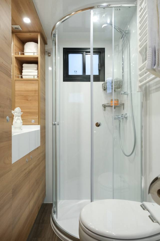 Zware paardenvrachtwagen (groot rijbewijs) Krismar Scania P420 2025 Nieuw