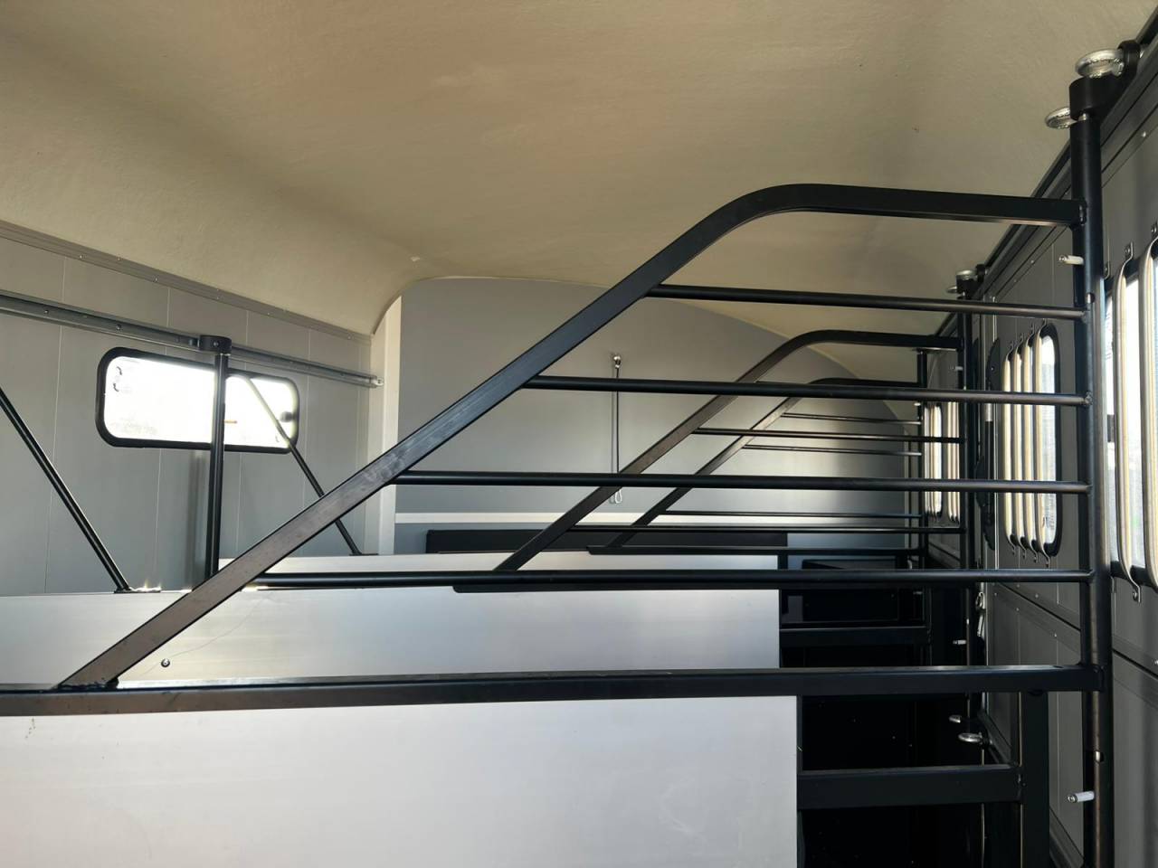 Paardentrailers Cheval Liberté MAXI 4  4 Paarden 2025 Tweedehands