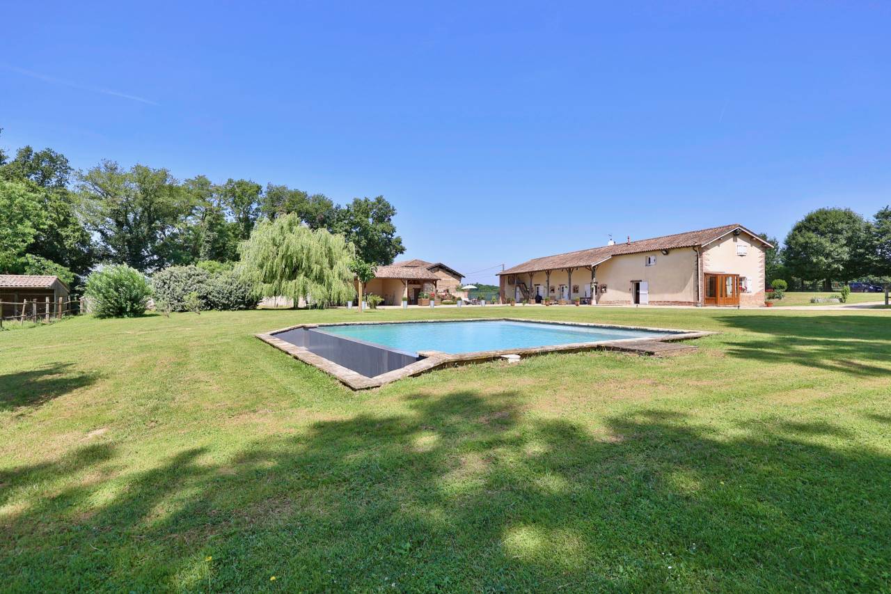 Mooi hippisch vastgoed Koop Ain