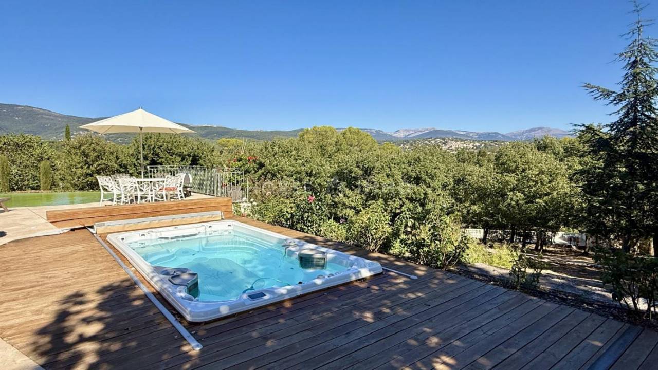 Hippisch vastgoed Koop Var