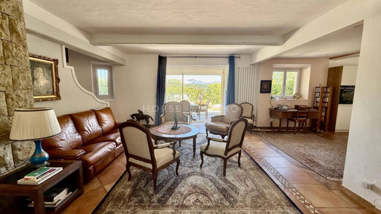 Hippisch vastgoed Koop Var