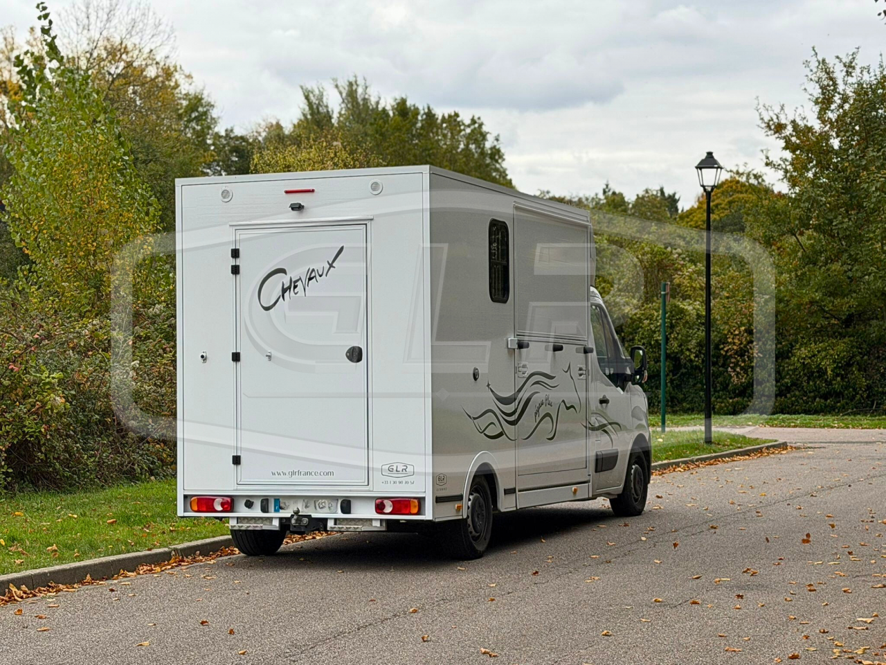 Kleine paardenvrachtwagen (B rijbewijs) ACR Renault Master 2023 Tweedehands
