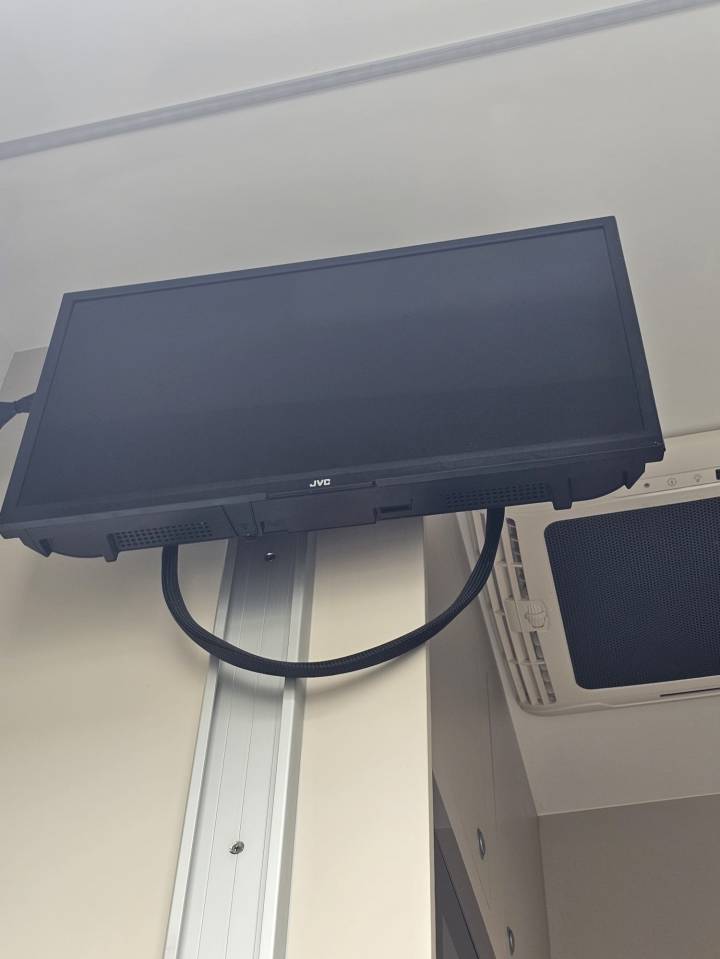 Paardentrailers STX Exclusive Trailer 3 Paarden 2023 Tweedehands