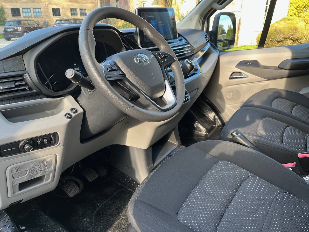 Kleine paardenvrachtwagen (B rijbewijs) Autre marque MAXUS 0 Nieuw