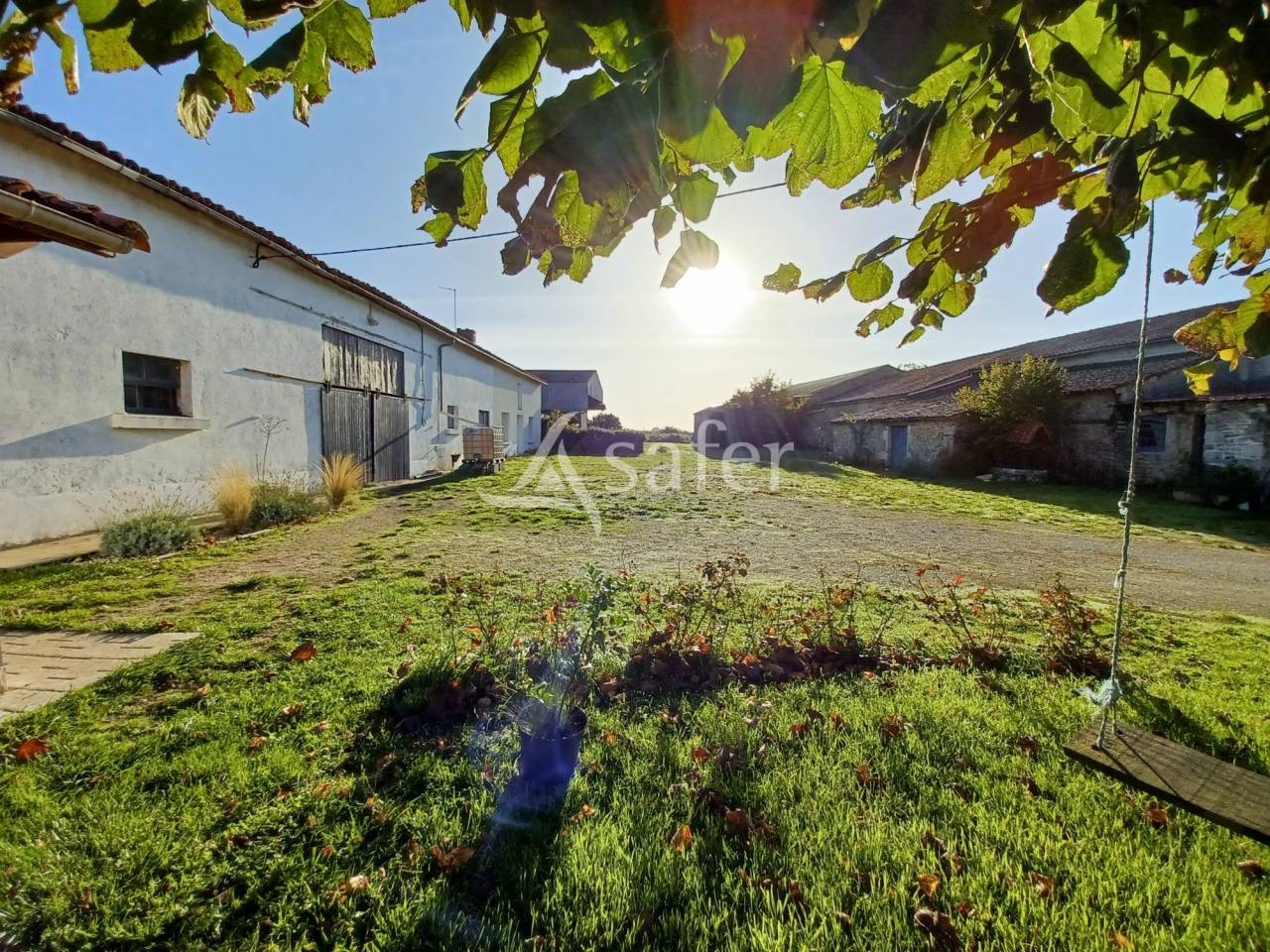 Ander plattelands vastgoed Koop Charente