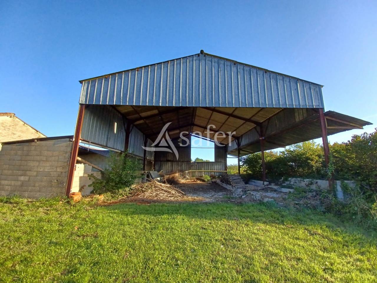 Ander plattelands vastgoed Koop Charente