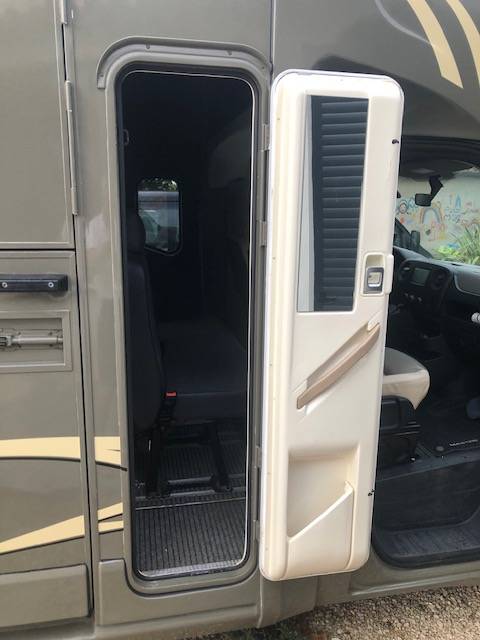 Kleine paardenvrachtwagen (B rijbewijs) Trans Box RM08 2018 Tweedehands