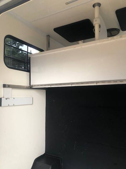Kleine paardenvrachtwagen (B rijbewijs) Trans Box RM08 2018 Tweedehands