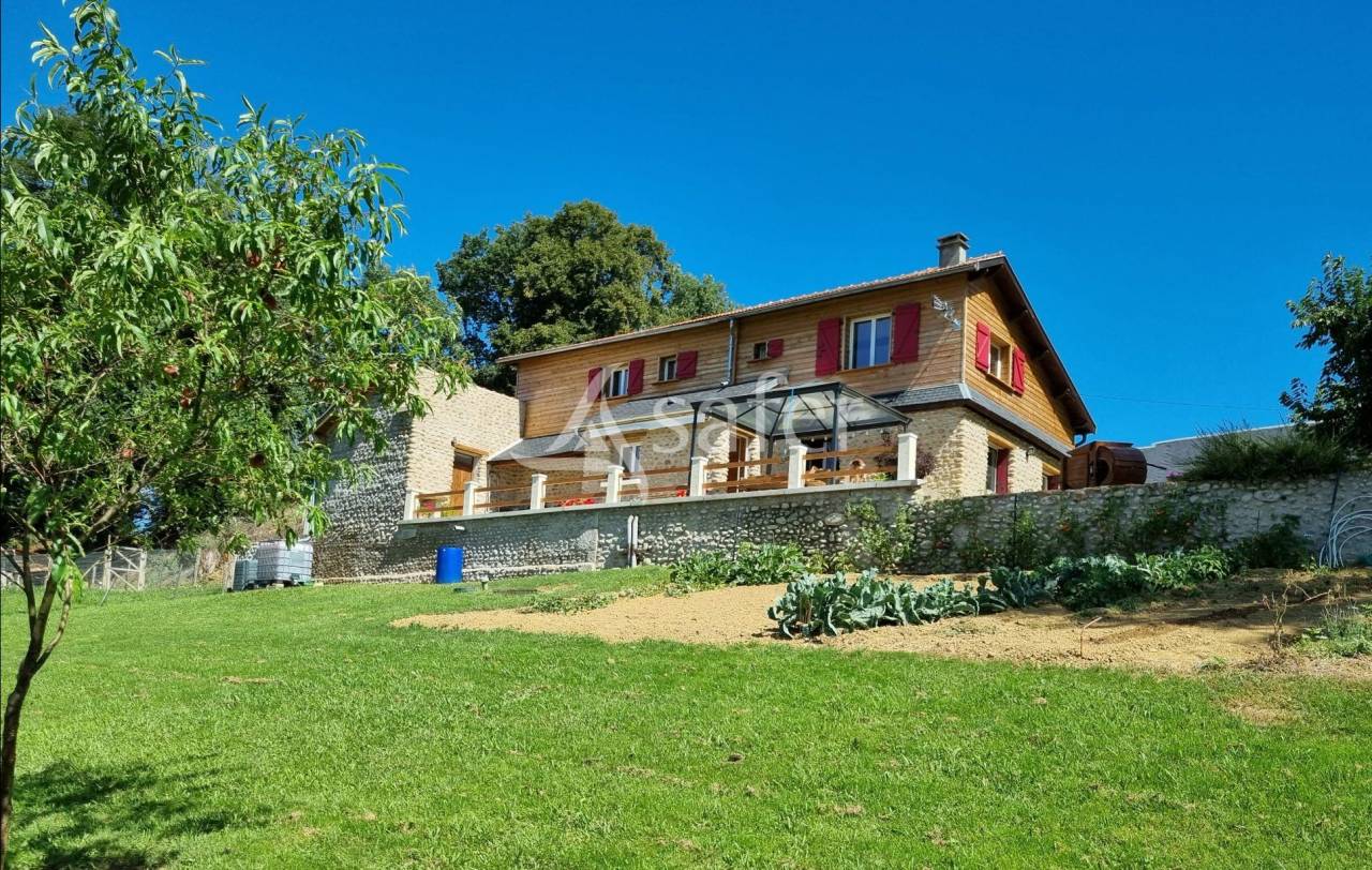 Landbouw bedrijf Koop Hautes-Pyr&eacute;n&eacute;es