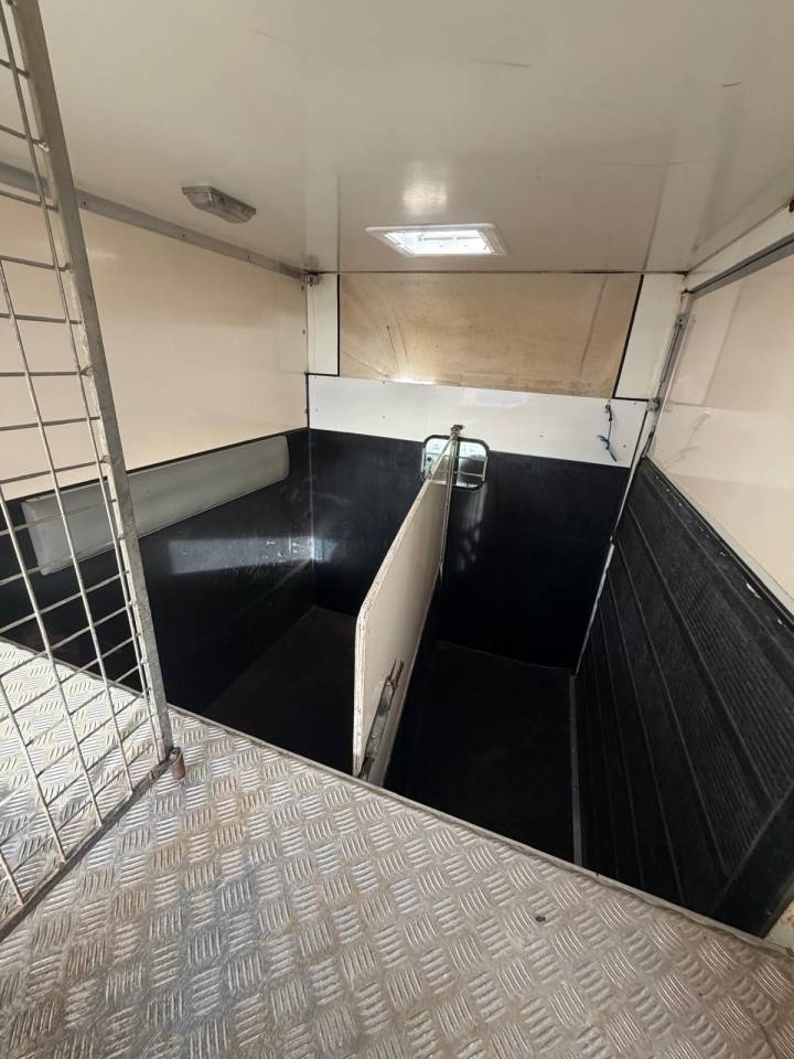 Kleine paardenvrachtwagen (B rijbewijs) ACR MASTER 2007 Tweedehands