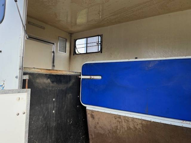 Kleine paardenvrachtwagen (B rijbewijs) Citroen Jumper 2001 Tweedehands