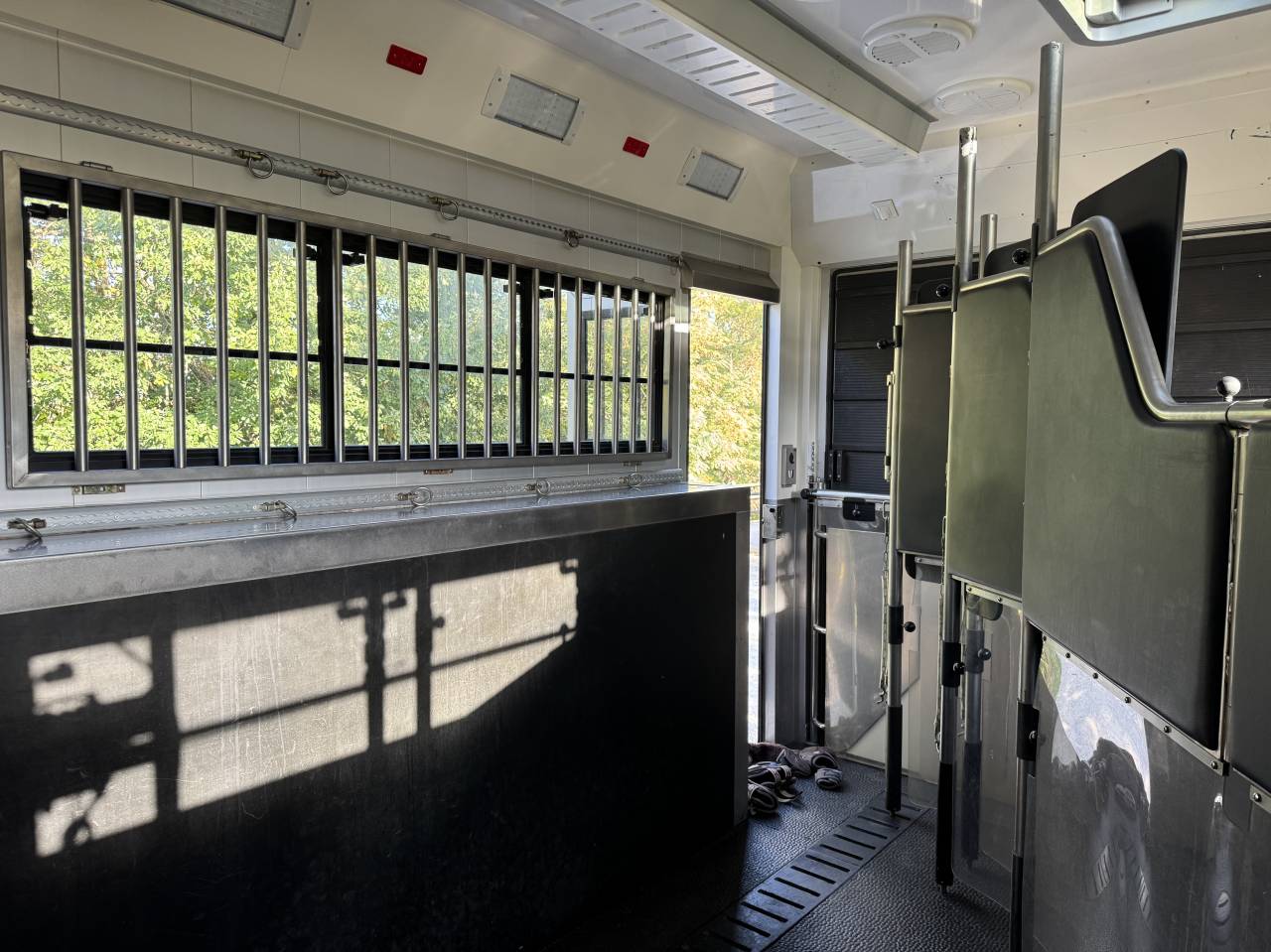 Zware paardenvrachtwagen (groot rijbewijs) STX VOLVO 2020 Tweedehands