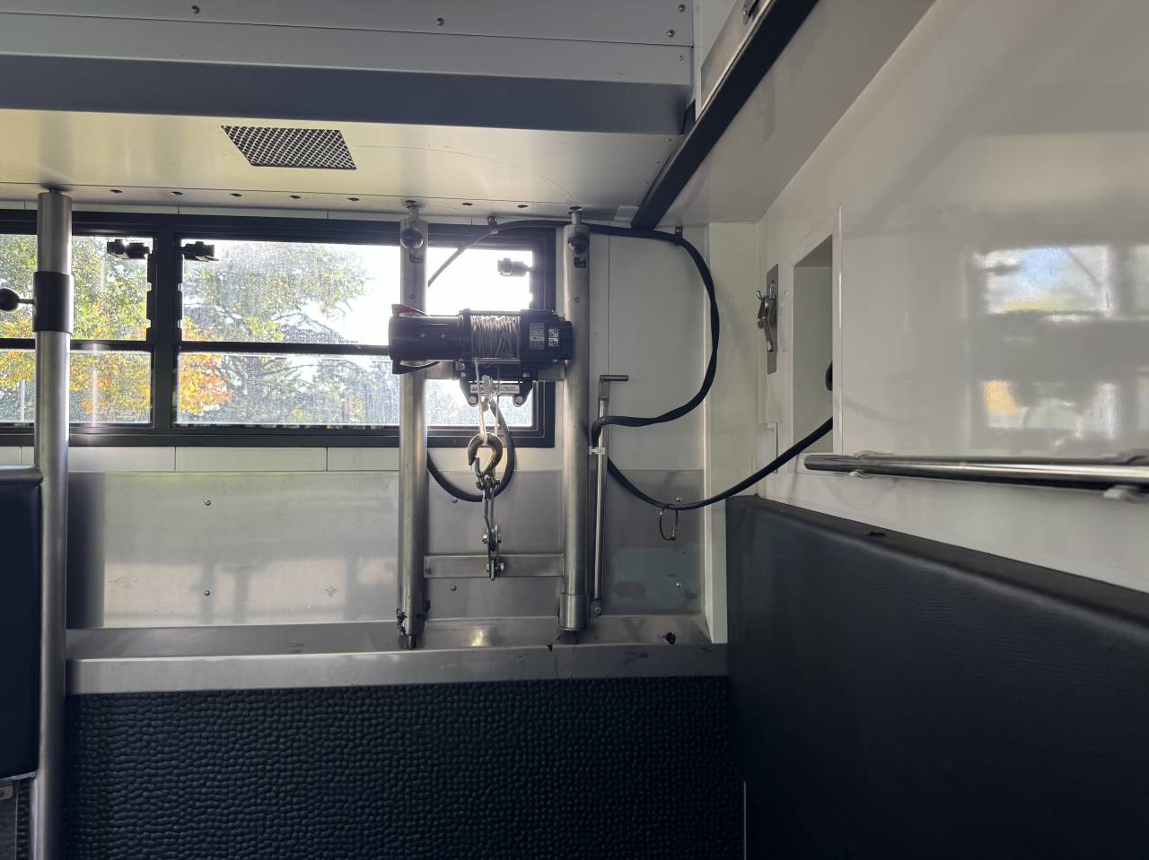 Zware paardenvrachtwagen (groot rijbewijs) STX VOLVO 2020 Tweedehands