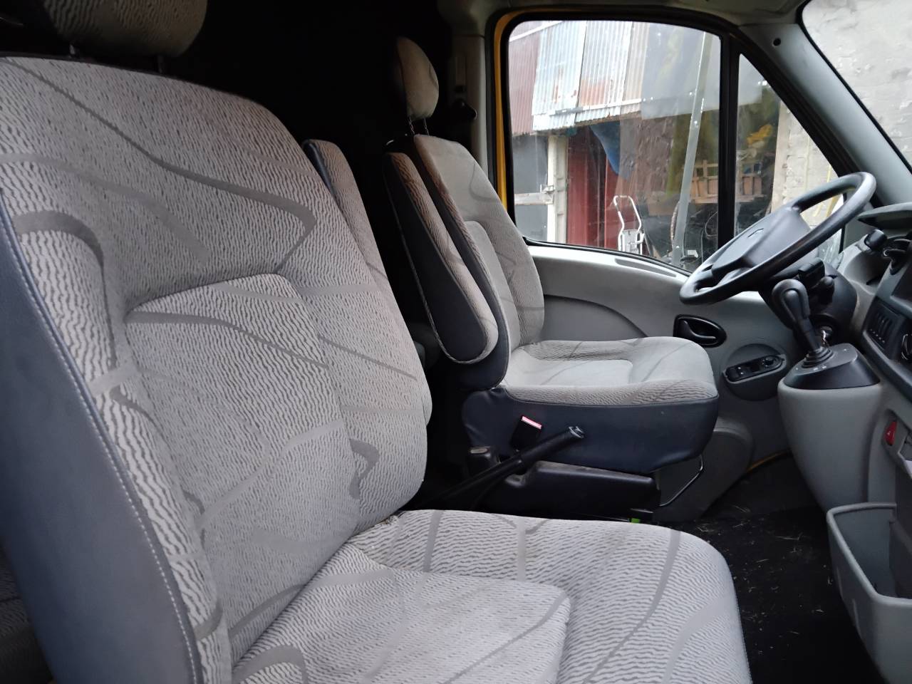 Kleine paardenvrachtwagen (B rijbewijs) MTM Master 2009 Tweedehands