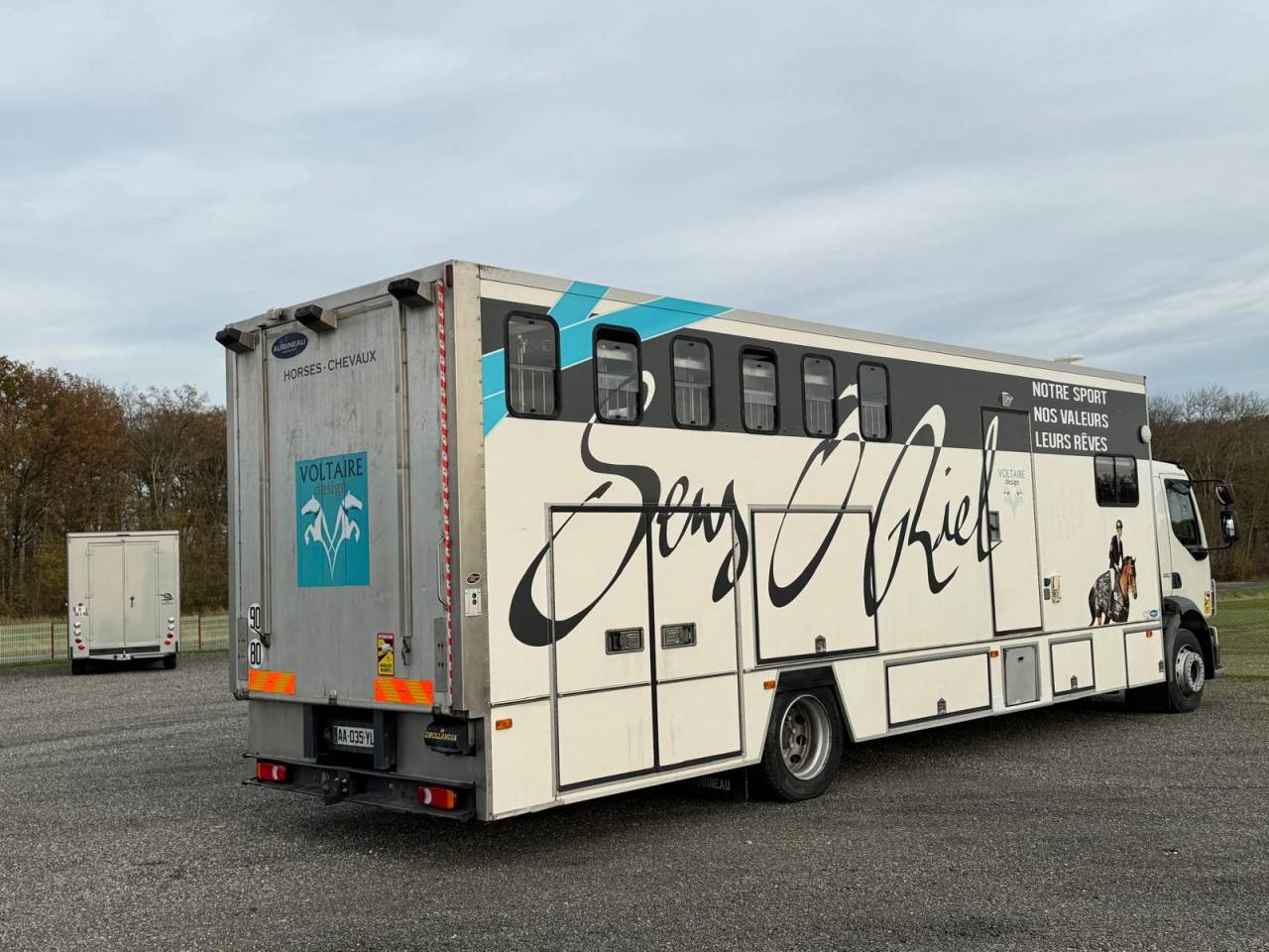 Zware paardenvrachtwagen (groot rijbewijs) Volvo VOLVO 2009 Tweedehands