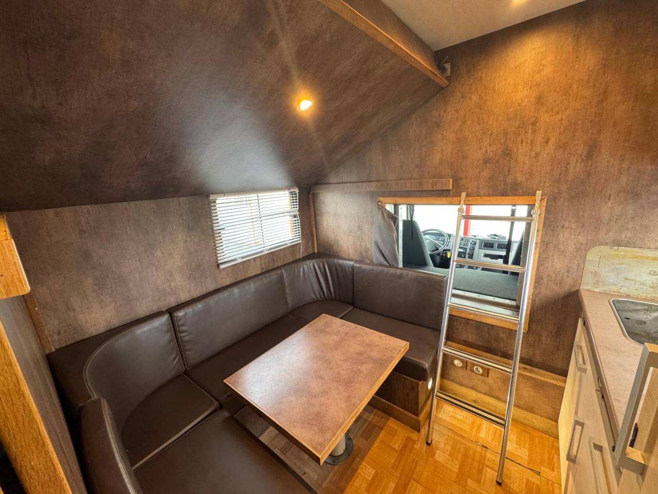 Zware paardenvrachtwagen (groot rijbewijs) Volvo VOLVO 2009 Tweedehands