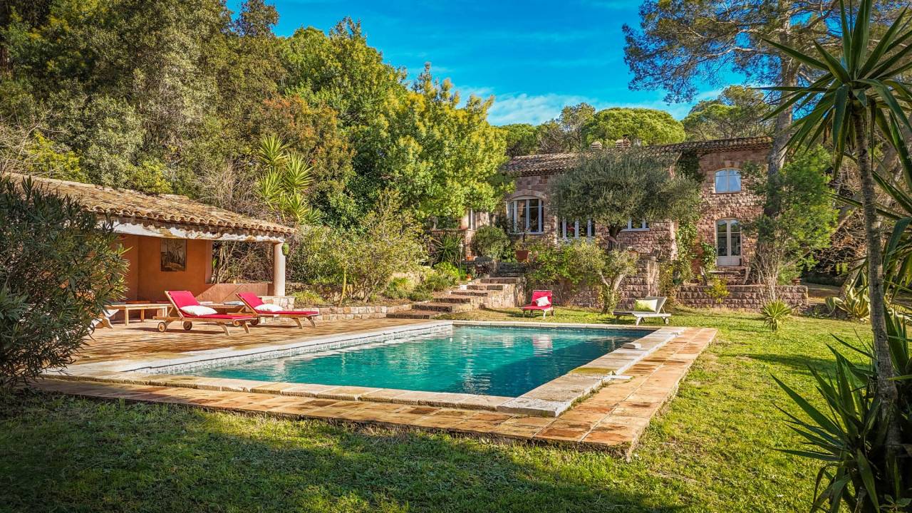 Hippisch vastgoed Koop Var